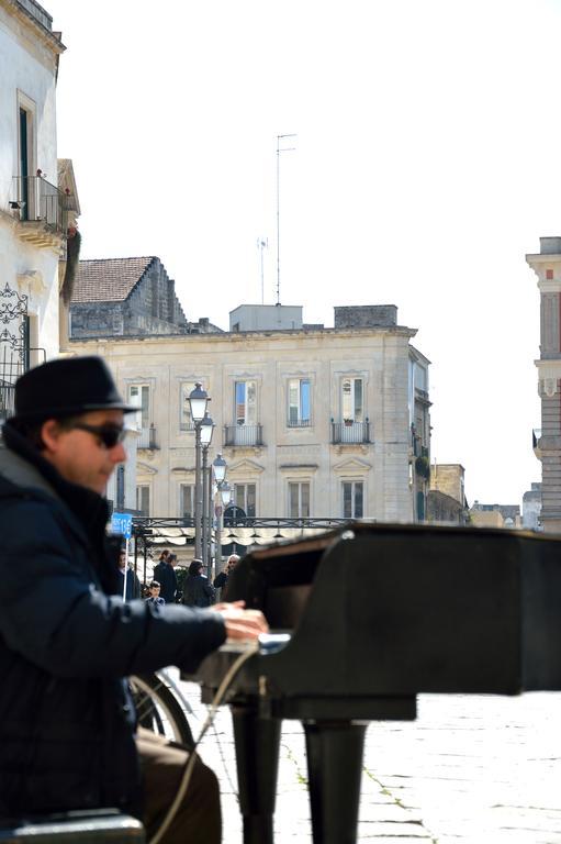 La Casa Di Alessio Acomodação com café da manhã Lecce Exterior foto